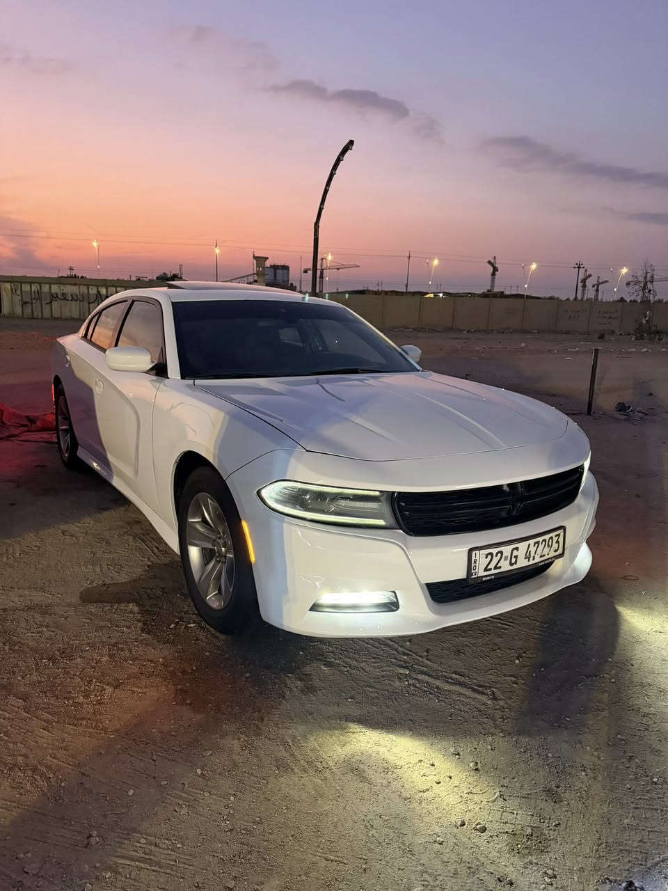 السلام عليكم
چارچر 2017 كندي فول sxt بلاص 
اربيل بأسمي سياره سنويه 2027
بيهه جاملغ امامي صبغ فقط الباقي كفاله
سياره كلش جديده وجاهزه من كلشي 
ماشيه 92 ميل 
سعر 225$ مجال بسيط

مكاني بصره الزبير
متوجد فقط عل رقم
***********
