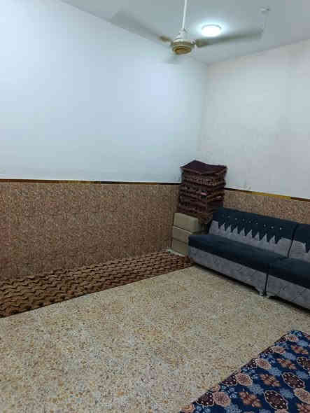 سلام عليكم بيت بحي وفاء طبقين لبيع مساحه ١٠٠ سعر ١٦٠ وبي مجال ستفسار مكتب بركات ام بنين ***********  رقم ثاني ***********
