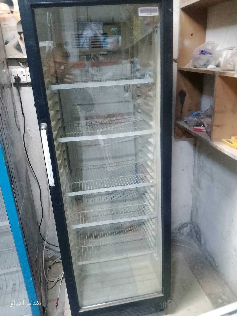 سلام عليكم اخوان هاي الثلاجات للبيع كلهن ب 500 العنوان بغداد الكماليه
***********
