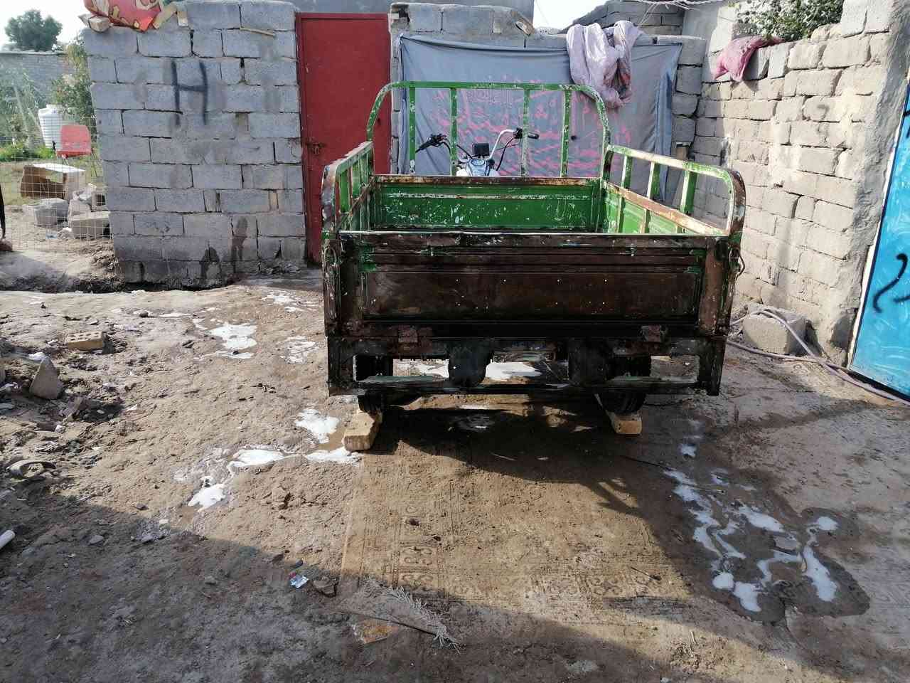 سلام عليكم ستوته دايون موديل 2010 اوراق اصولي بسمي مكينه حلوه برغي 13 اصلي رايده ب 1350 وبيه مجال حك جيه مكان ناصريه سارع ابو لبنات رقم ***********
