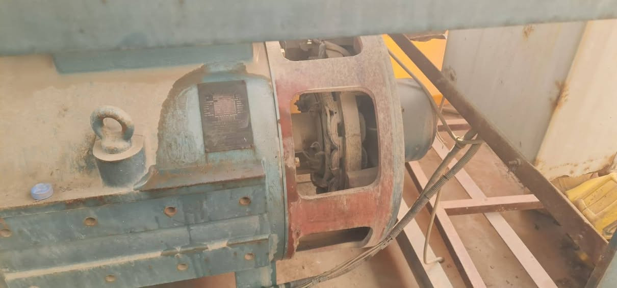 السلام عليكم هاي المولد للبيع مثلما اموضح بالصوره راس التوليد شغال السوبرات موجوده والسلف موجود البم ماكو 
ابيع واقع حال المولد صارلها فتره طويله ممشتغله السعر قفل قفل 30 ورقه ***********
