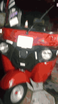 السلام عليكم تكتك موديل 22 شهر 5 مكفوله من كلشي نضيفه كلش مثل ماموضح بالتصوير العنوان بغداد بوب الشام السعر 9 ملايين وبيها مجال للاستفسار *********** أو خاص
