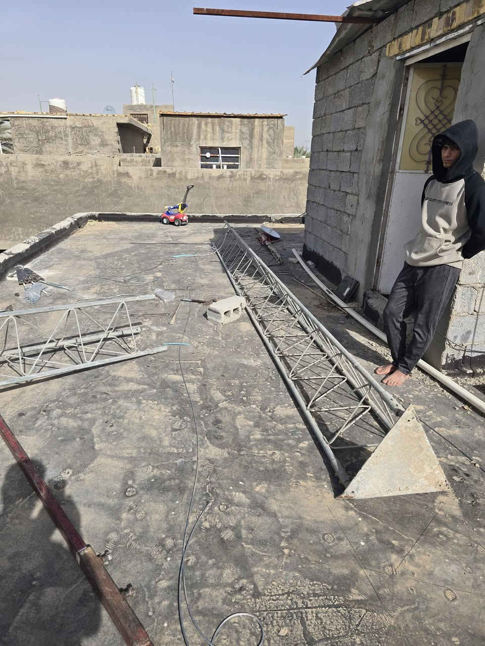 تم نصب ١٨ م كربلاء  عون.
***********
علاء
