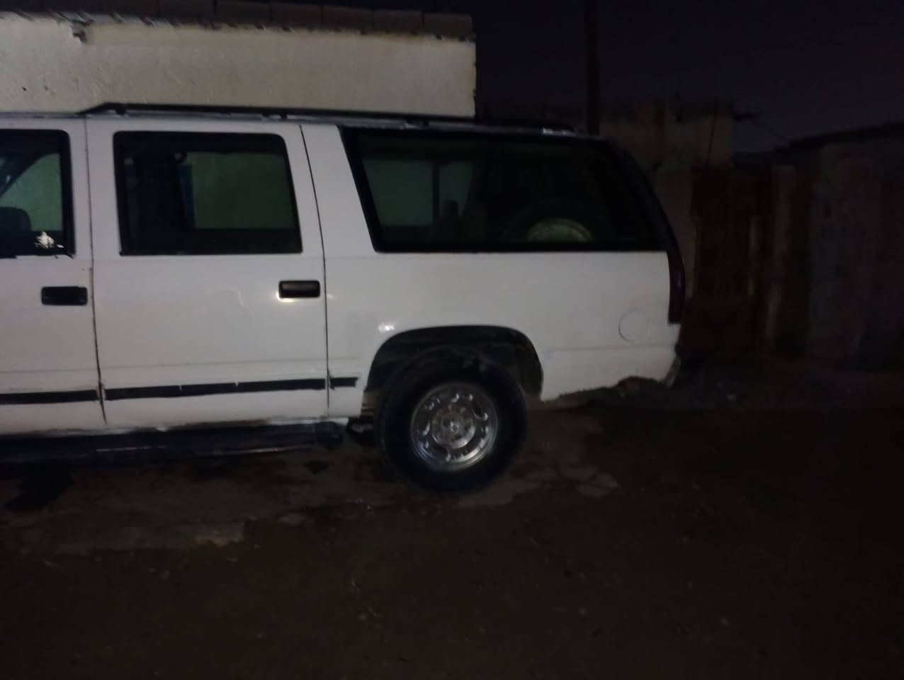 سلام عليكم للبيع بهبهان موديل99سنويه عاج رقم كربلاء بيه قاصرين  مكينه بيه خيط بخار كير ألف مكفول حداده جديده تخم تأير ويلكب سياره مرتبه.سعر20وبي مجال مكان بصره زبير ***********
