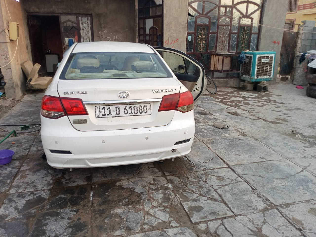 سلام عليكم سيارة كريت ويل م11خصوصي مكفوله محرك وكير وضربه وصبغ وتبريد ثلج مدور ثاني  يوم سنويه ل28 رقم نكليز بغداد لسعر 43 رقم ***********
