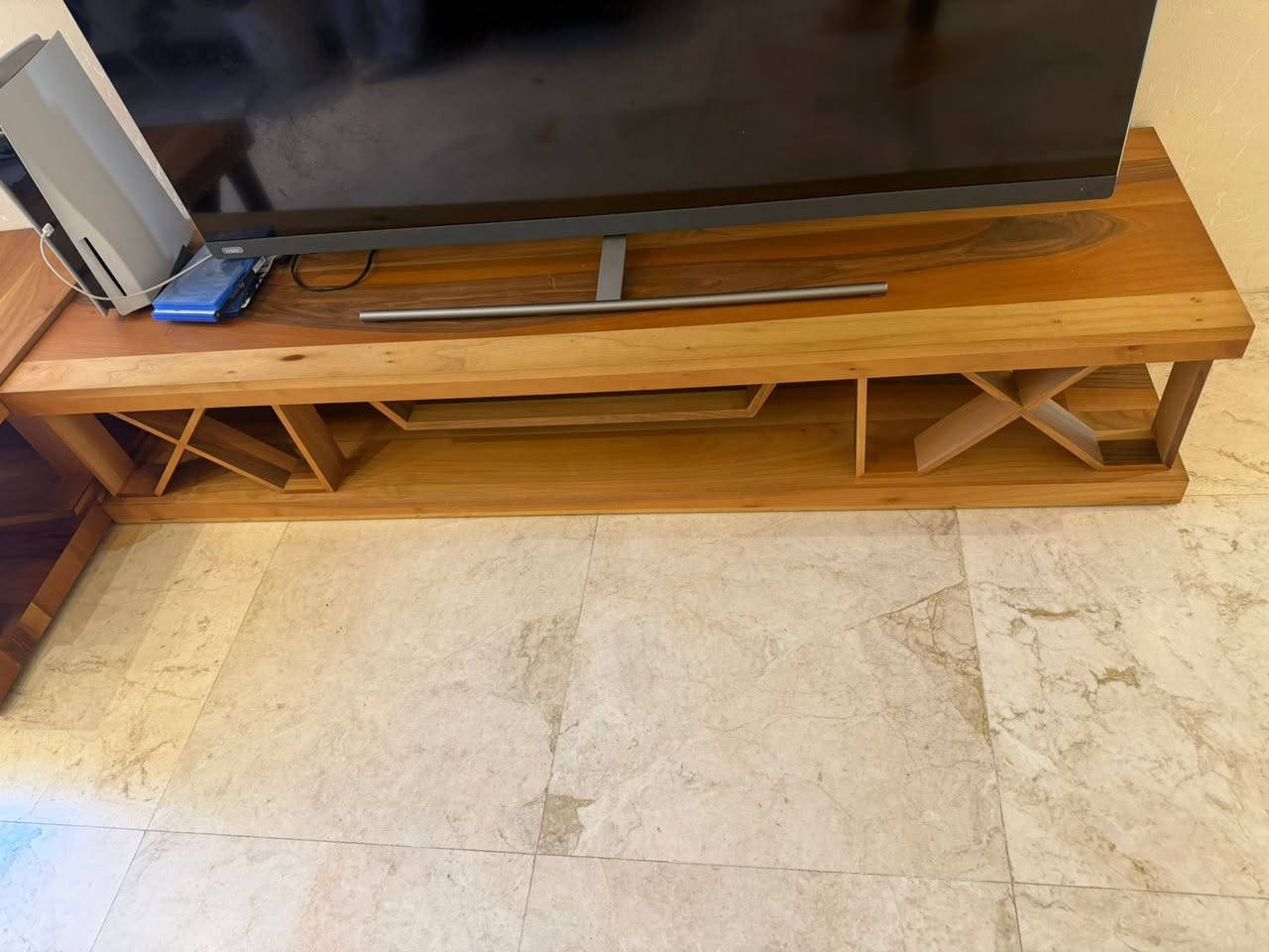 ميز بلازما وطبله وسطيه خشب اثنينهم 450


**إذا كنت صاحب هذا الإعلان وتريد حذفه لأي سبب، رجاءا أرسل رسالة إلى الدعم الفني**