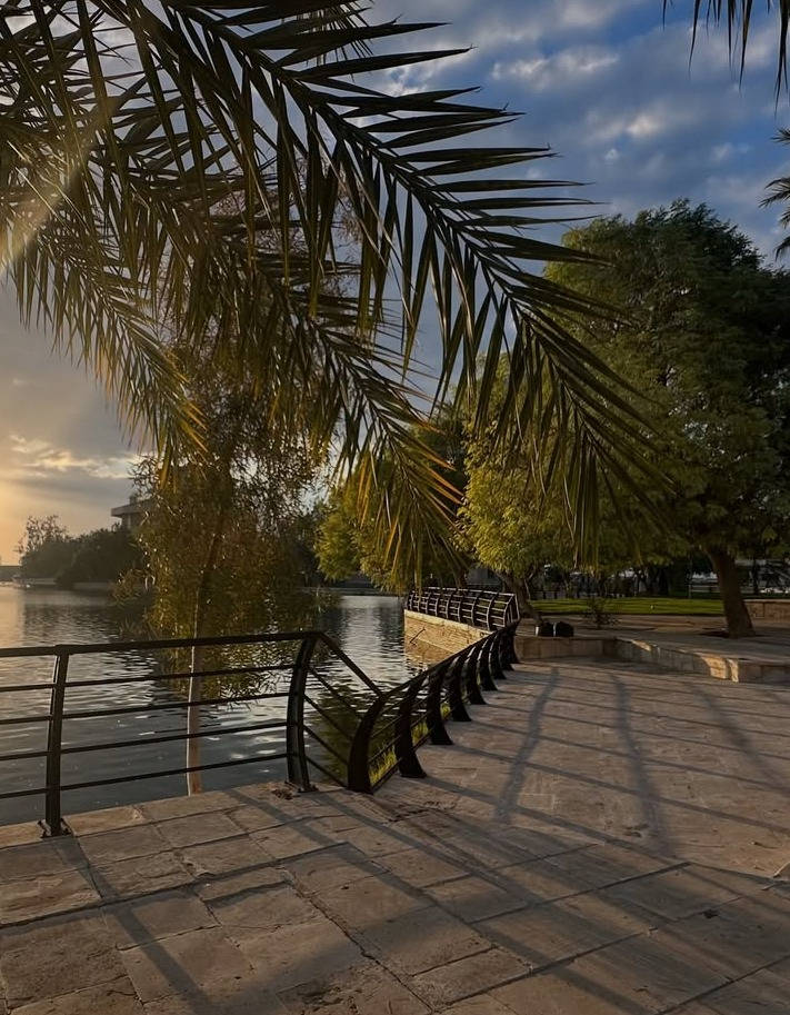 🦷 علاج الأسنان في عيادات الجامعة الأمريكية في بغداد
العلاج يتم تحت إشراف أطباء اختصاص وضمن نظام تشخيص أكاديمي دقيق.
✔️ حشوات تجميلية
✔️ تنظيف أسنان
✔️ علاج جذور
✔️ تراكيب سنية
✔️ فحص وتشخيص كامل
💰 العلاج مجاني
📍 الموقع: الجامعة الأمريكية في بغداد – شارع المطار
📞 للحجز والاستفسار (واتساب): ***********
⚠️ الإعلان لغرض تنسيق المواعيد ولا يمثل جهة رسمية تابعة للجامعة.
صور الجامعة من auib_shine
