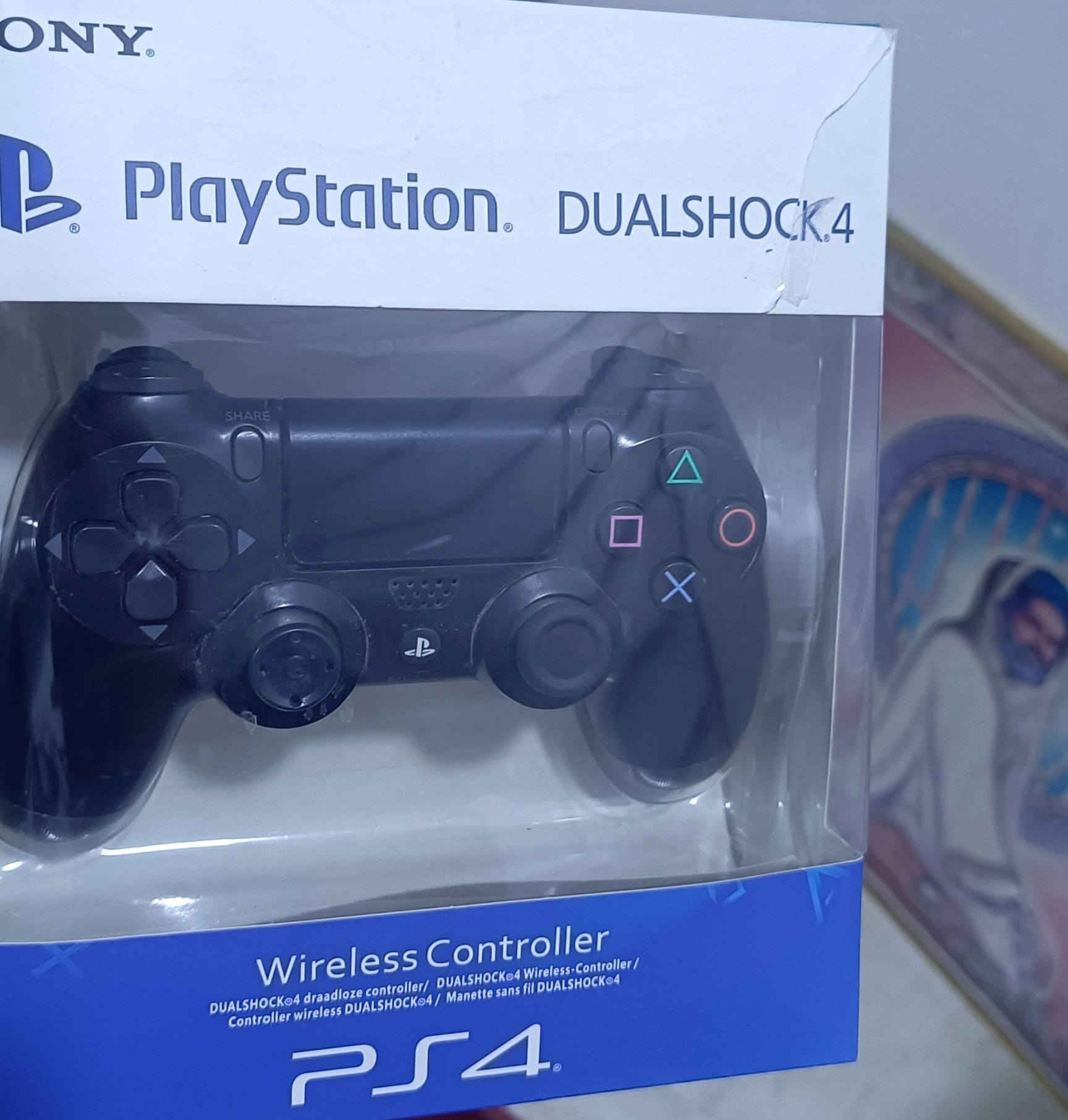 سلام عليكم اخوان جوستكات بلي فور  2 اصلي و 2 تجاري ابيع شلع السعر 50 مكاني بغداد حي الجهاد للاستفسار ***********
