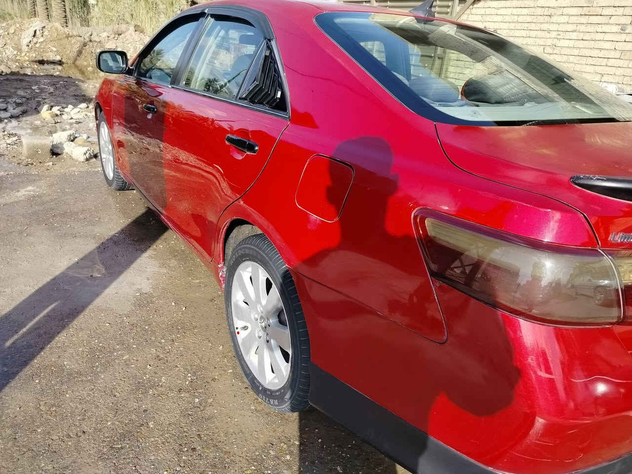 السلام عليكم كامري للبيع موديل 2008 مكينة 6 سلندر بدون تنقيص جديدة سلايد فتحه تحكم ستيرن جهتين بيها أربع قطع صبغ بدون دواخل وجراد بالقمارة وشوية بالجنطة  وارد امريكي حادثها رصعه بالجاملغ الامامي والخلفي فقط تبريد كمبريسر شغال بس تحتاج غاز مكان السيارة بغداد
السعر 80 وبيها مجال 
***********
