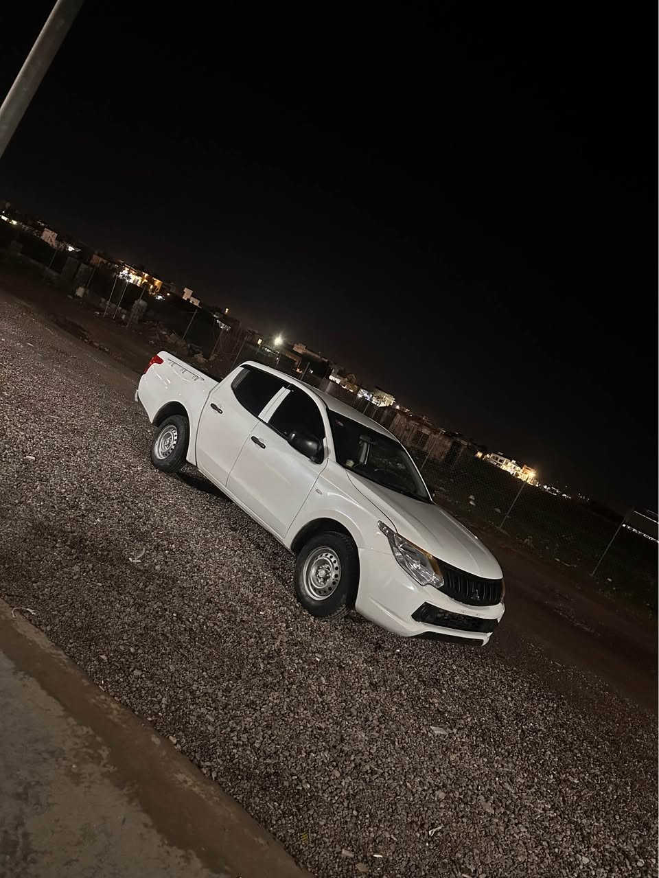 سەرەتا بە ناوی خوای گەورە و میهرەبان

قەزافی بڕاوە بڕاوە بڕاوە

مۆدێل ٢٠١٦

سەیارەکە تا حەز بکەیت جوانە بێ چاڵ بێ شوخت بێ سارد

گێڕ عادی گێر و مەکینە بیلاد

شاشە ئایپات و چوار تایە و ویلی لۆکی لە ژێرە

بۆ نقوسانی مەگەڕێ کامل جایز کراوە

تکایە زانیاریەکان بە جوانی بخوێنەوە هەموو شتێکم نوسیوە

شوێن ڕانیە (چوارقوڕنە)

نرخی ٧١ گەڵا و مەجال

(***********)فایبەر و واتس ئاپی لەسەرە رانية, السليمانية
