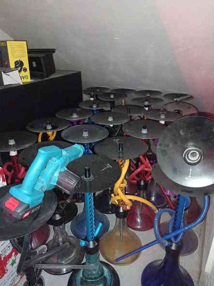 مستعمل نظيف
العدد 24قطعه سعر 480الف
البيع جمله *********** الرقم
