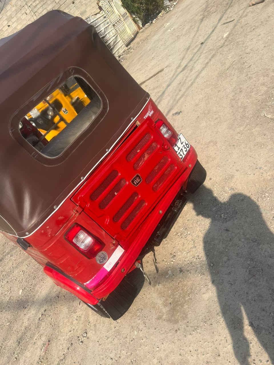 تكتك للبيع موديل 18شهر 12 تكتك كفاله باسمي تحويل ثاني يوم السعر 5.250 وبيه مجال الشراي يخابر ممتواجد ع الفيس الرقم *********** مكاني الشعب
