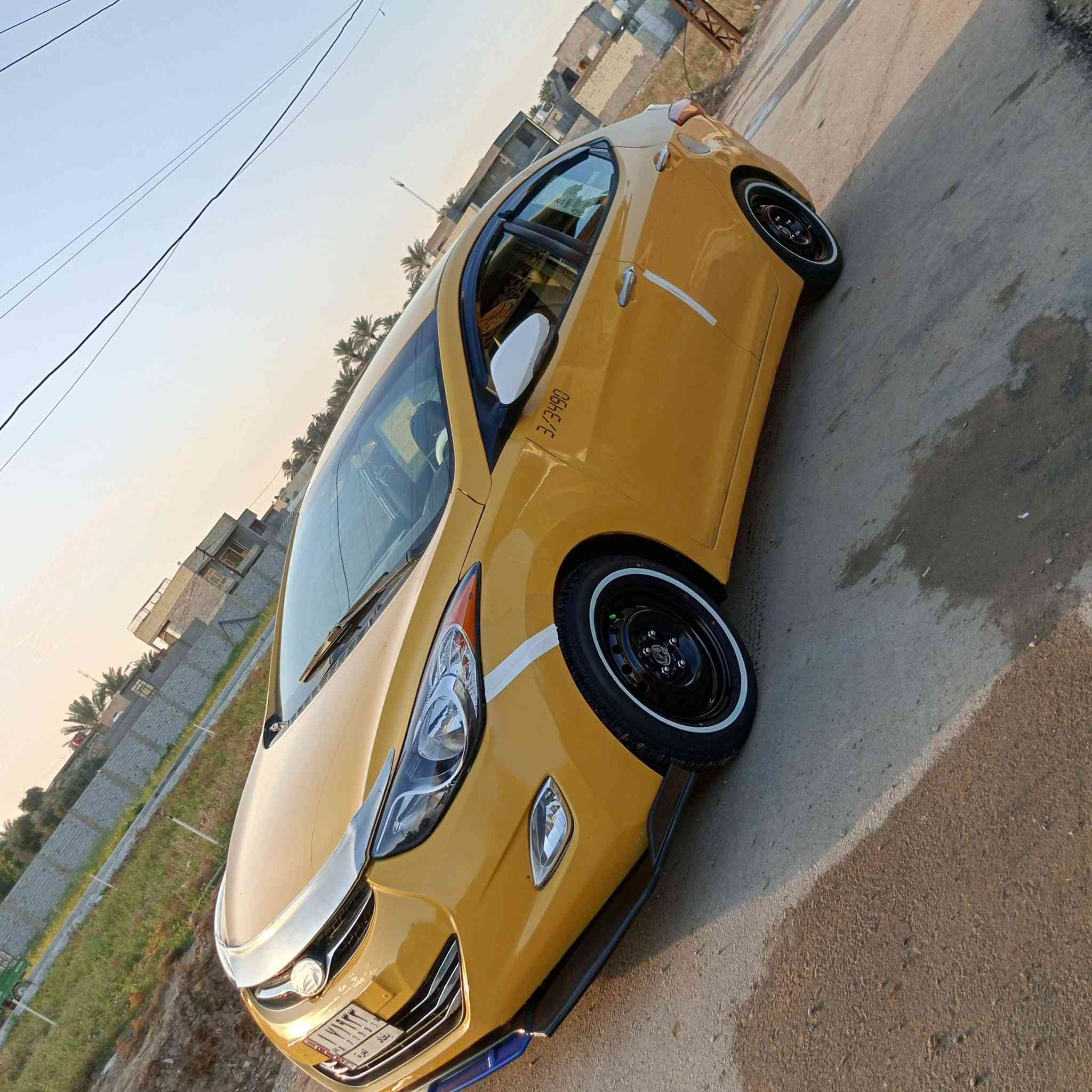 سلام عليكم النترا موديل 2011 وارد امريكي بيه سونار مرفق بل نشر كلشي موضح مكينه 1800 دوش مكينه وكير مكفولات صدر جديد تبريد ثلج صدر جديد هيئه وغرامات صفر سعر 90 وبيه مجال قليل مكلف بل نشر عنوان بغداد دوره رقمي ***********
