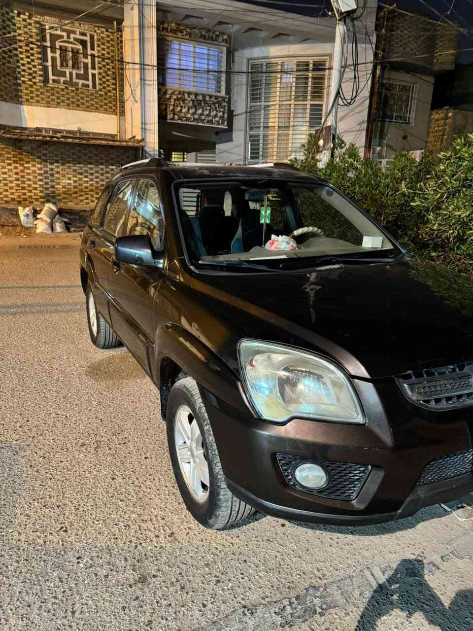 سبورتج 2009 خليجي
رقم أربيل وكاله ام الصوره من المالك سنوية منتهية 
محرك 2000
كامره وحساسات خلفيه 
مكفوله من الضربه بيه بارد قليل 
تخم تاير +باتري جديد 
حداديه كير ومكينه مكفوله
ترهم بيع ب98 وبيهة مجال او مراوس بسبورتج او توكسان لون ابيض
مكانها بالنجف وهذا رقم راعيها اني مكلف بالنشر
***********

