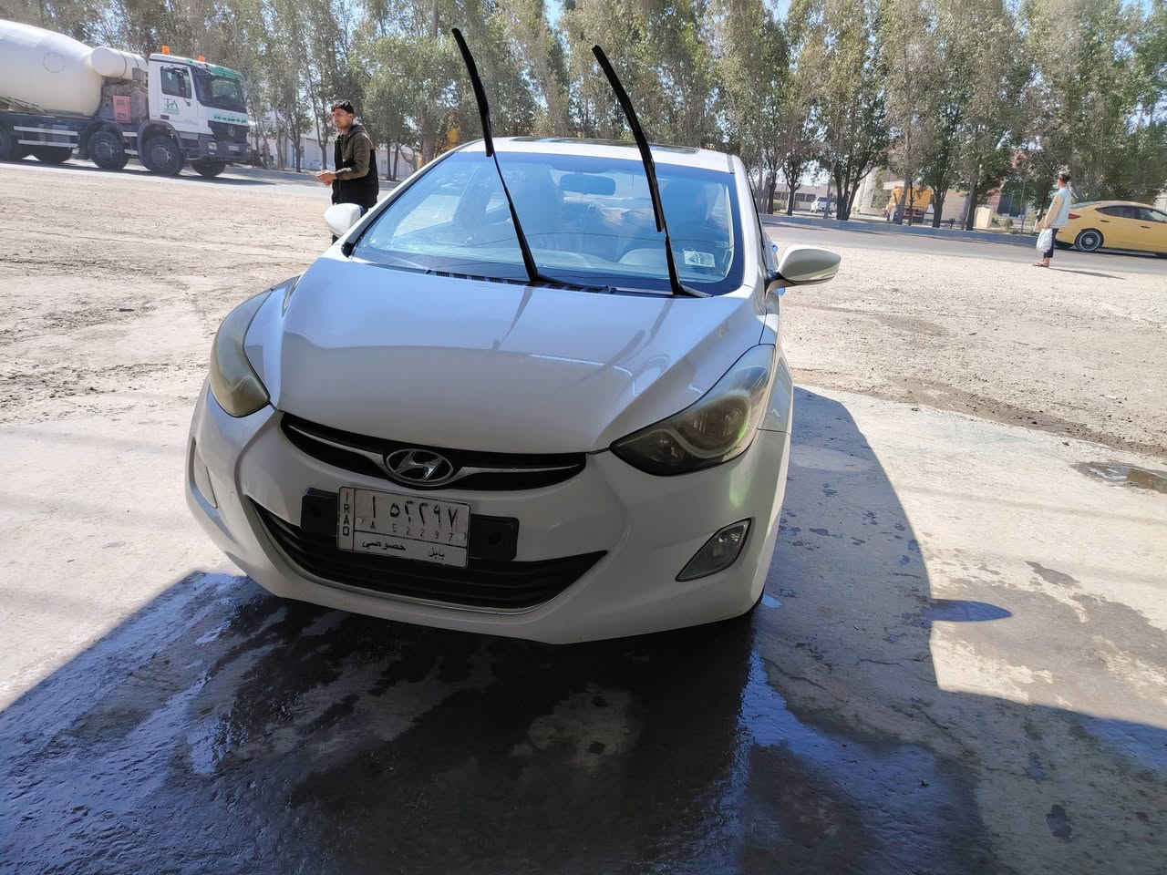 السلام عليكم ورحمة
النتره 14خليجي لل بيع فول عده البصمه
المحرك 1800 جديد شركه
تخم تاير
باتري جديد
حداديه جديده وصدر جديد
مابيه حادث بس ثلاث اشخوط بصيطات جدن
 السعر 124وبيه مجال ***********
