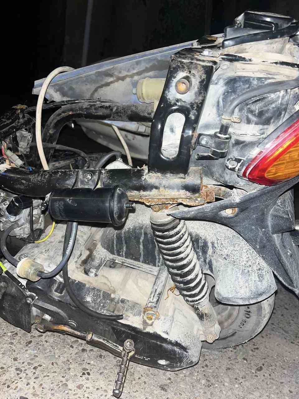 دراجه كامل كفراتهه الدراجه معروضه كوم حديد بس نقصهه كابريتر وتشتغل نوع ماكس قجمه مكلف بل نشر معروضه ب 250 للاستفسار الاتصال على هذا الرقم واتساب فقط ***********
