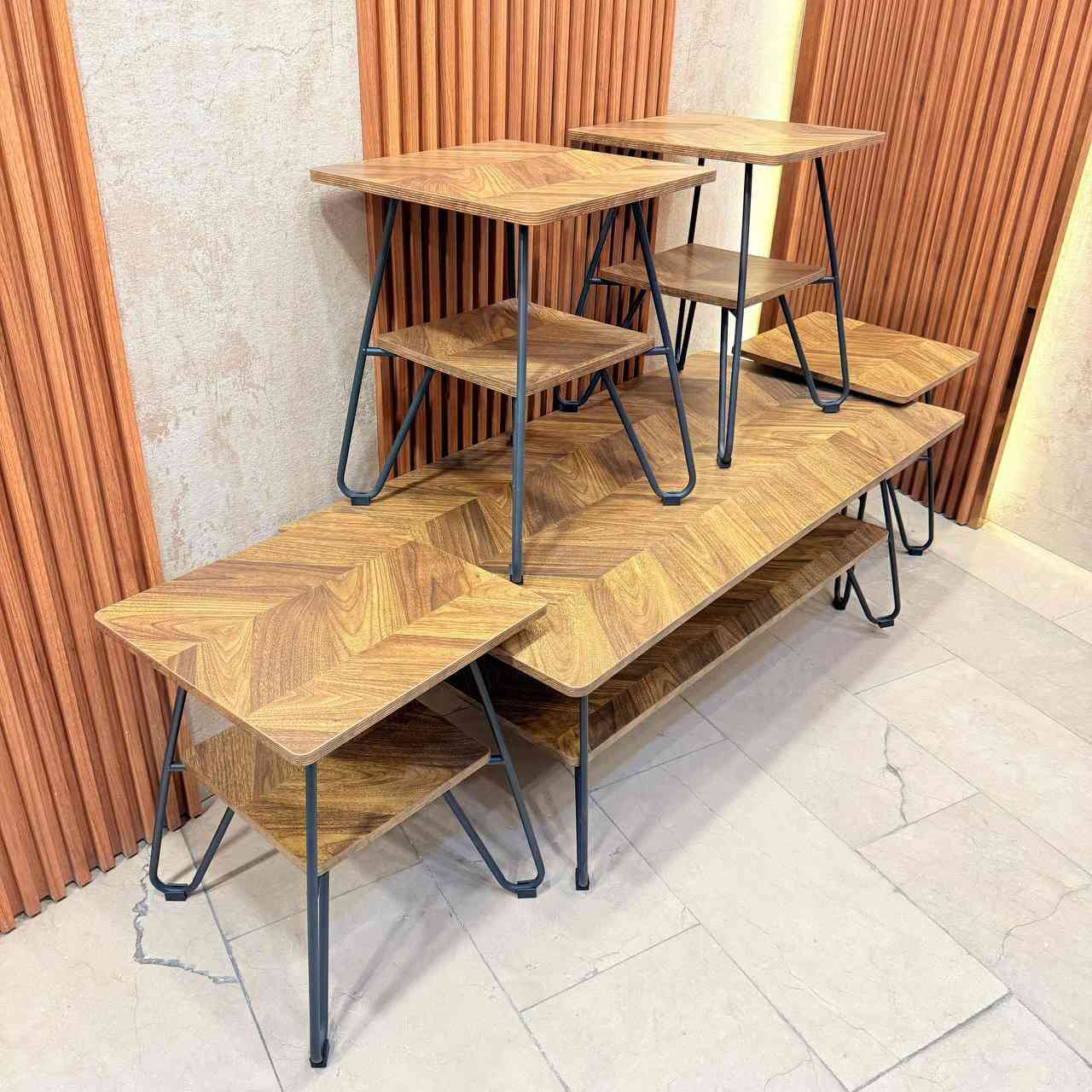 سيت طبله 4+1 سطح خشب Hdf
رجل حديد صبغ حراري 
قياس الطبله الكبيره 
ارتفاع 45 سم 
عرض 60 سم 
طول 120 سم 
قياس الطبله الصغيره 
ارتفاع 50 سم
عرض 40 * 40 سم مربع


**إذا كنت صاحب هذا الإعلان وتريد حذفه لأي سبب، رجاءا أرسل رسالة إلى الدعم الفني**