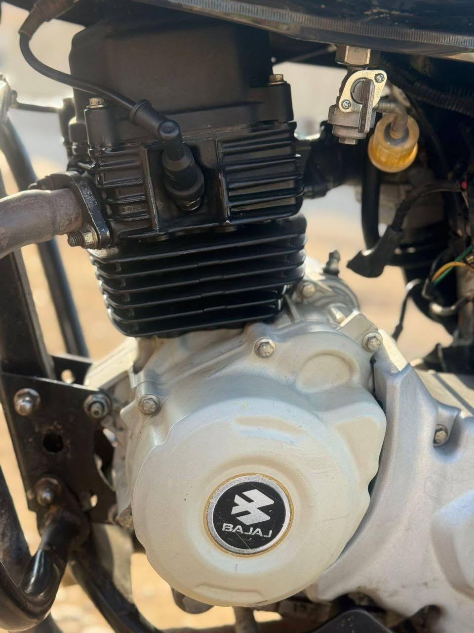 سلام عليكم دراجه بوكسر مرقم مديل 19 دراجه خرسه محرك خير من الله الدراجه حلوه السعر 1300 مكان ناحيت العباره الرقم ***********
