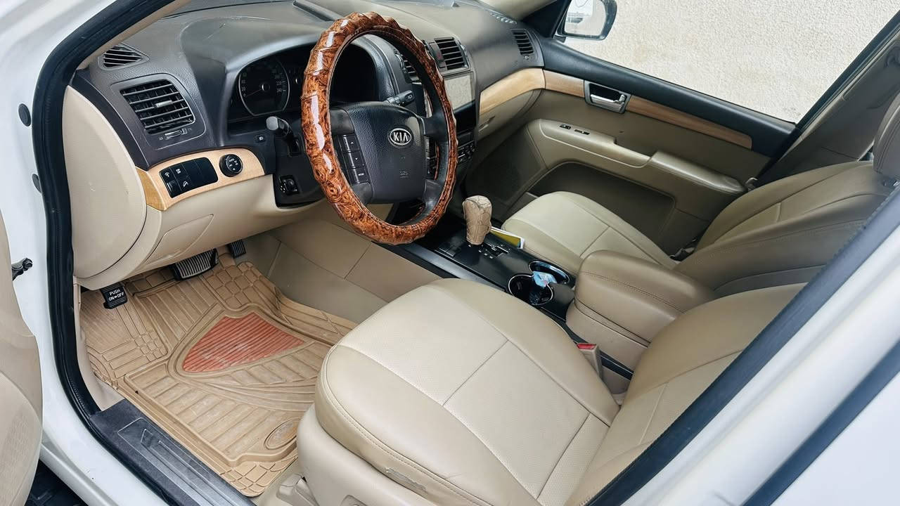 موهافي 2010 خليجي رقم بغداد الجديد مكفولة فول مواصفات فورويل بصمة كشن كهرباء مري شفط وقلاب سلايد محرك على وضع الشركة ماشية 162 حقيقي صدر امامي وخلفي جديد مكانها بغداد الدورة السعر 135 وبيها مجال للاتصال ***********
