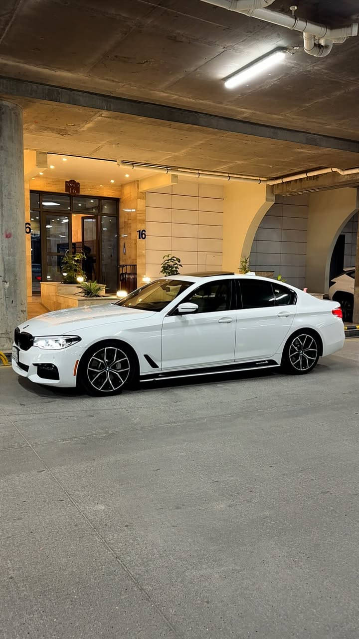 النادر جداااا
ماشاء الله تبارك الرحمن

Bmw 540i 2019 m package 

كلين تايتل مكفول من كلشي مواصفات خاصه

الكت اصلي من اميركا
داخل 700 لون ابيض
5 بردات
5 كاميرات
ابواب شفط صندوق كهرباء 
رادارات امامي وجانبي
حساسات 360 
كيجات ديجتال
تشغيل عن بعد
تحكم الايمائات
لايتات داينمك

وبعد هوايه مواصفات
السياره كفاله عامه
ماشيه 60 الف حقيقي
جديده جدا بحالة الوكاله بدون اي نقص وملاحظات
رقم بغداد وتحويل مباشر

السعر 36 ونص قابل للتفاوض بالمعقول
فقط بيع بدون مراوس
مكانها المنصور الاميرات
*********** اتصال
*********** واتس اب

