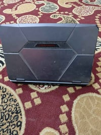 لابتوب • شاشة مكسورة • النجف