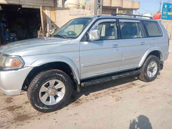 ناتيفيا 2008بسمي بغداد منضومة غاز تبريد تدفئه حداده جديده خلفي امامي تايرات زوج امامي جديد لخلفي نص عمر ادامه للبريك ولمنضومه وبلكات ونوزلات كهربائيات كل شغال لايت زنون ***********
