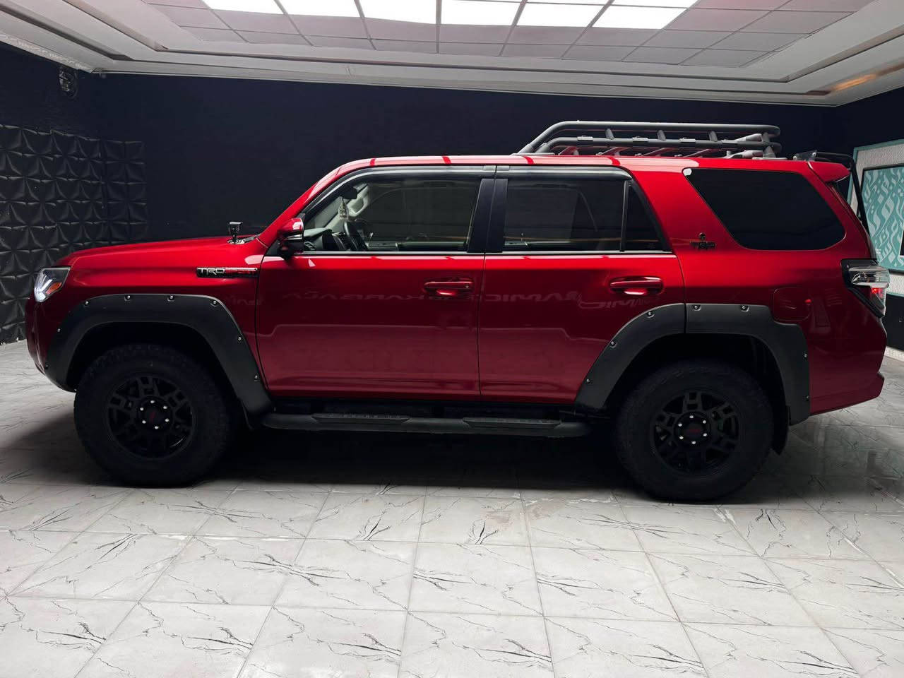 بيع او مراوس حسب القناعة..
فور رنر ٢٠٢٢ السياره جديدة حادثه بنيد وجاملغ بدون ايرباك … المواصفات… فتحة … بصمة … كار بلي… كشتات كهربائية وتدفئة… دفع ثنائي… خمسة راكب… السياره محدثة TRD… وكل نقص ما بيه ما شيه فقط ٢٨ الف ميل 
السعر ٣١٥٠٠
الاتصال على الرقم *********** كربلاء, العراق
