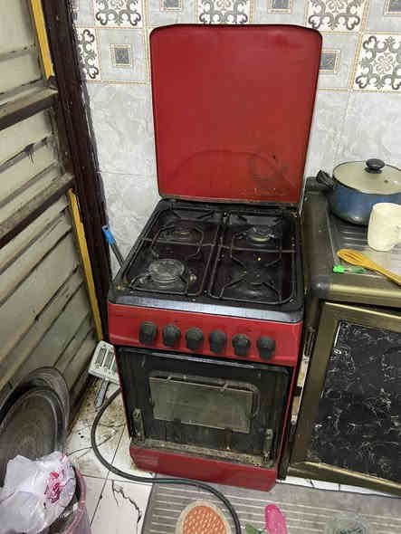 للبيع كاونتر وطباخ ب100 الف
الدوره ابودشير
***********
