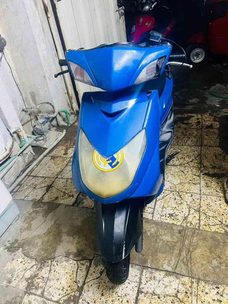سلام عليكم دراجه سكنس فحل لبيع كامله دراجه بس كفرات مصبوغه باقي كله كامله سعر 475 بيه مجال مكاني بغداد امين ثانيه ***********
