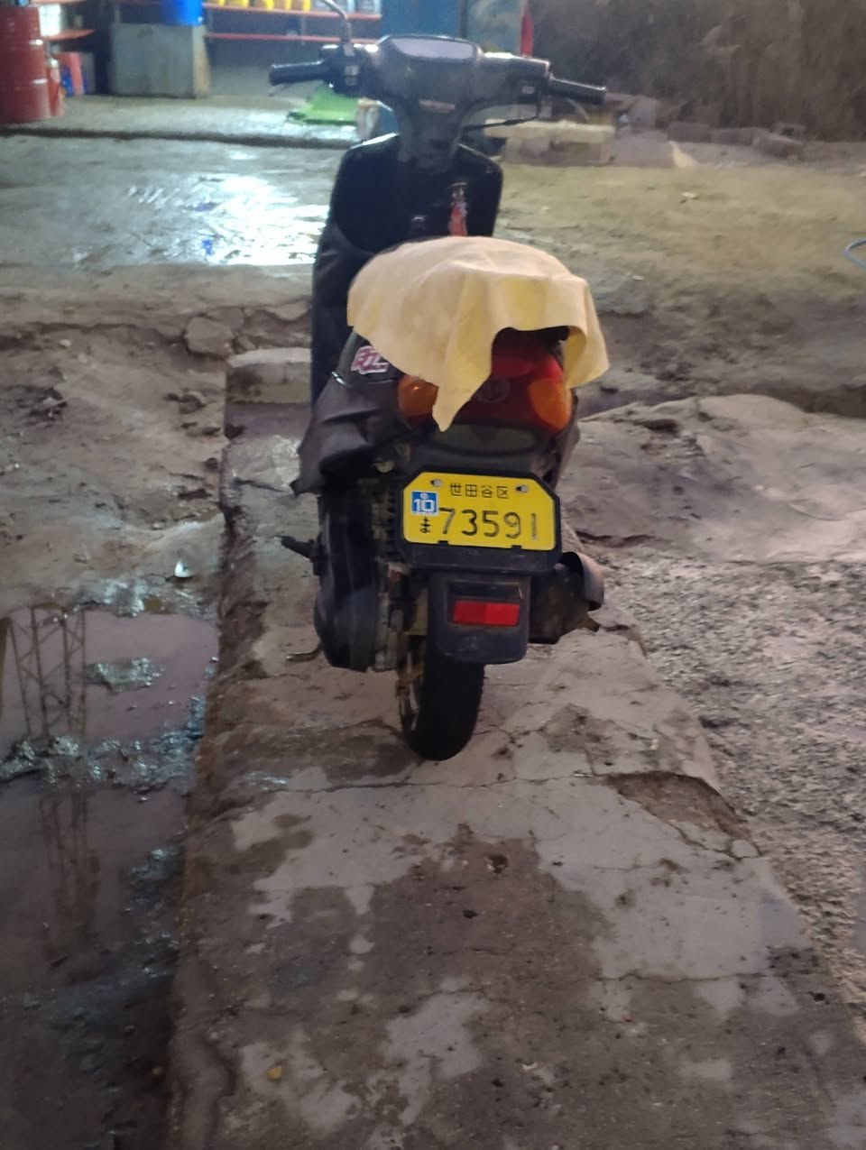 سلام عليكم لبيع دراجة نضيفة مفتوحة مرة وحدة غراض صلي كله شغال كابريتة  شوتة جديد هورن شاير لايت سلف هندر كلهة شغالة دراجة حلوة سعر 500بيهة مجال قليل لشراي ناصرية فضلية ‏‪***********‬‏
