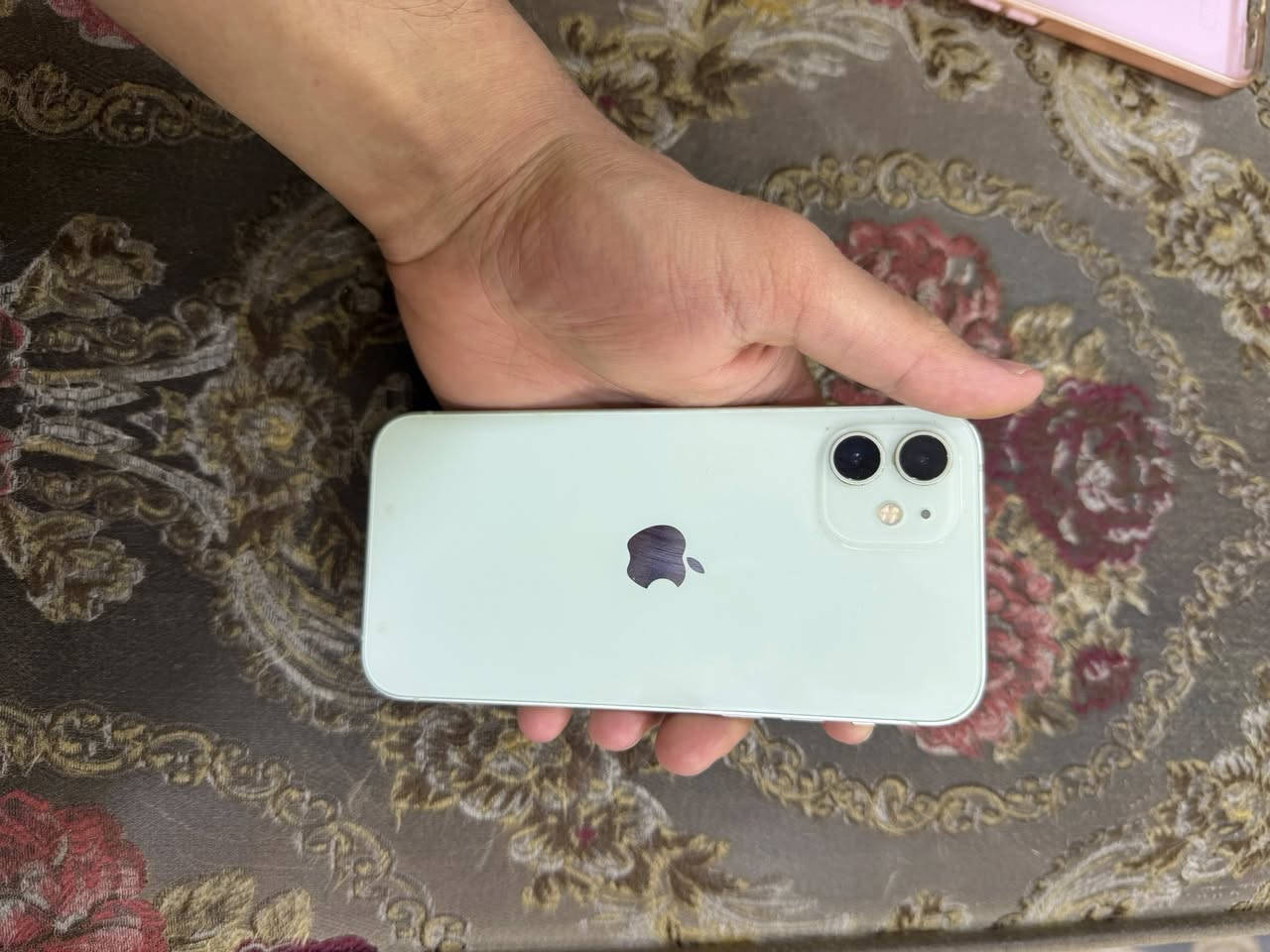 السلام عليكم
ايفون ١١ عادي ذاكره ١٢٨ بطاريه ٩٦ 
مابيه أي اشكال و مامفتوح الجهاز
سعره ٣٠٠ و بيه مجال مكاني بغداد


**إذا كنت صاحب هذا الإعلان وتريد حذفه لأي سبب، رجاءا أرسل رسالة إلى الدعم الفني**