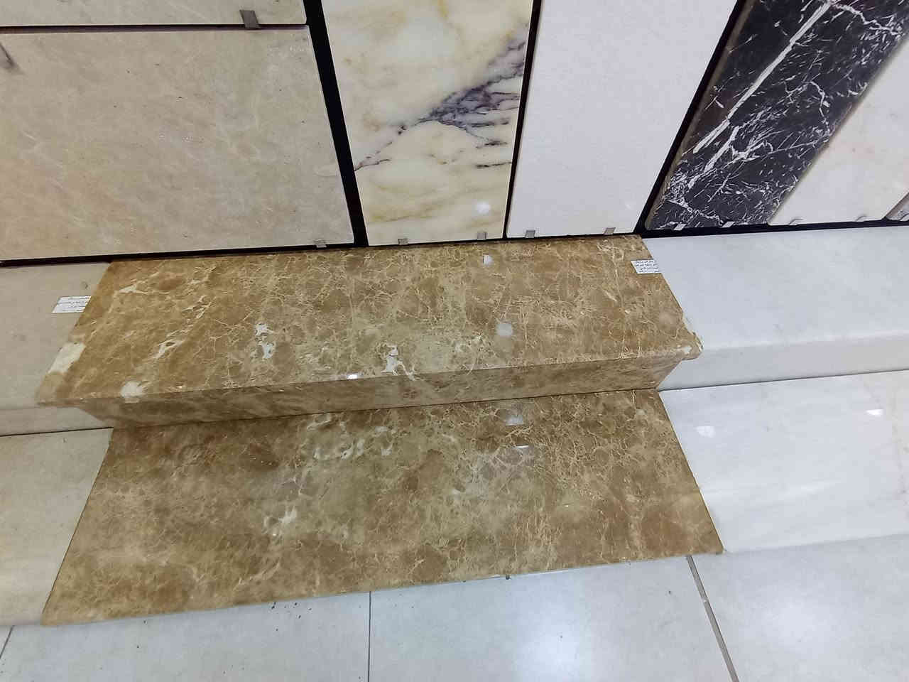 تحيه طيبه 😍
وصول بآيات مرمر تركي ايراني صيني هندي اسباني
قياسات ١٠٠ *١٢٠*١٣٠*١٤٠*١٥٠
🔷 رويال للمرمر والسيراميك 🔷
 
جودة عالية، نظافة فائقة، وسعر منافس لا يُفوّت!

⚡️ عرض خاص لأصحاب المشاريع المهندسين والمقاولين والمحلات التجارية ⚡️

📍 العنوان: النجف الاشرف- حي العدالة– شارع الحزام – مقابل المدينة المائية
📞 للإستفسار *********** /*********** 
📌  – توصيل كل المحافظات بأسعار مناسبة 🚚
#منتجات_أصلية
#عروض_رويال
#تسوق_بثقة
#عرض_خاص
#رويال_اختيارك_الأفضل
