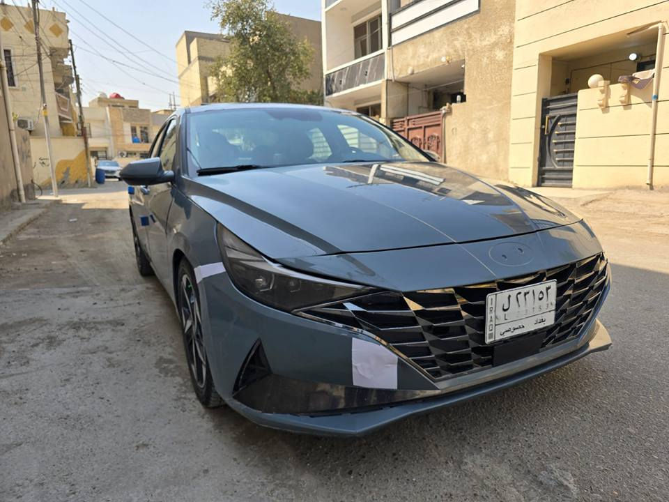 النترا ٢٠٢٢ هايبرد اللون سمنتي رقم بغداد سنويه جديده فوول مواصفات سلايت شاشه كبيرا كامرا دواره كار بلي كشنات كهرباء جلد  خزن ميموري تدفئه تبريد كشنات بصمه تشغيل بصمه أبواب مري شفط ثلاث وضعيات قياده سمارت فوول تحكمات رادارت تحديد مسار توقف ذاتي هندبريك بصمه محرك كير صدر جديد ماشيه ٥٠ السياره جاهزه حادثه جاملغ خلفي وباب  لغود شواصي تكم سليمه بيه مكانات صبغ بسيطه السعر 117 الاتصال *********** بغداد, العراق
