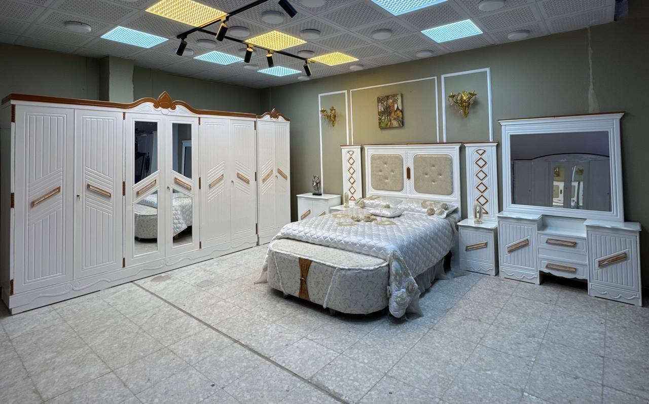 السعر مليون و50 الف  دينار فقط  وبيها مجال بسيط

سعر الشازلون الخزان 75 الف 

سعر الشازلون المقعد 50 الف 

غرفه نوم داخل معاكس خشب 3 ملم
خارج تحفير sns انديف 5 ملم

الصبغ حراري درجة اولى

6باب  متكونه من 9قطع

زاويه تصميم كنتوري بارتفاع الكنتور

السرير بلاويد اسود 6ارجل

قياس الكنتور ارتفاع 2.40 وعرض 3.20

النقل والشد مجاناً داخل بغداد 
أطراف 50

يوجد توصيل الى جميع المحافضات وباسعار مناسبه

للحجز والاستفسار مراسله الصفحة او واتساب *********** 
G
