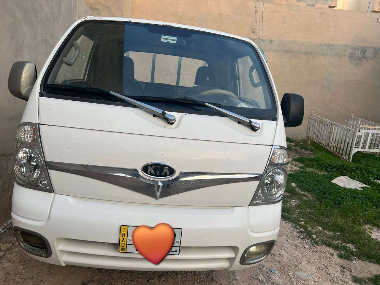 مكلف بالنشر.     🤎🤎 بيع مستعجل //   كيا حمل فحل موديل 2012 للبيع،  كير و محرك وشاصي مكفولات كفاله عامه،  سنويه جديده   مكان السياره سامراء   الاستفسار اكثر  ***********   حجي زاهد
