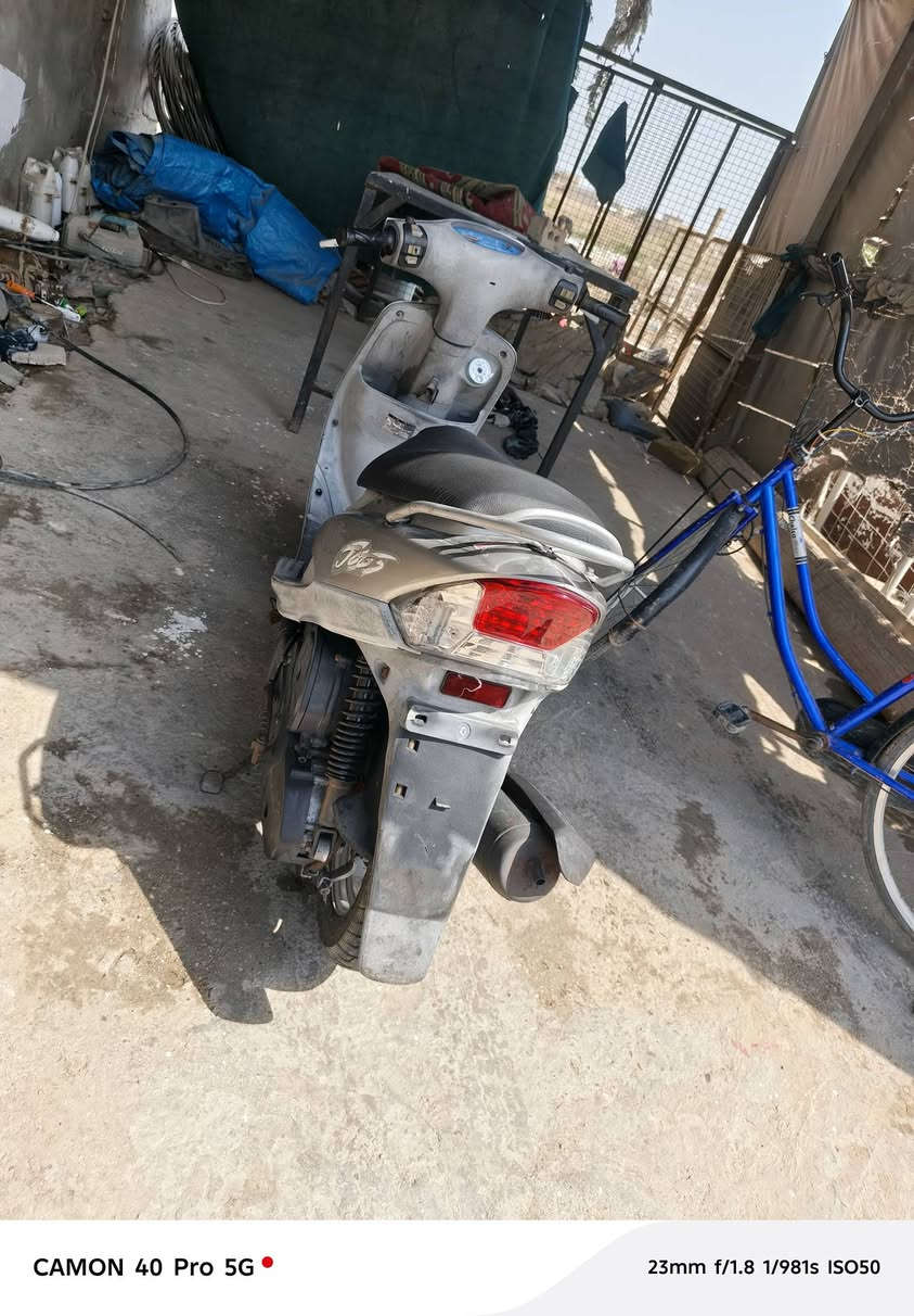 السلام عليكم دراجه منغولي ياباني للبيع طالعه قبل يومين شرط اوورقه مالته موجودة كفالة عامه مختمه ختم واحد مكاني بابل مركز  للاستفسار ***********
