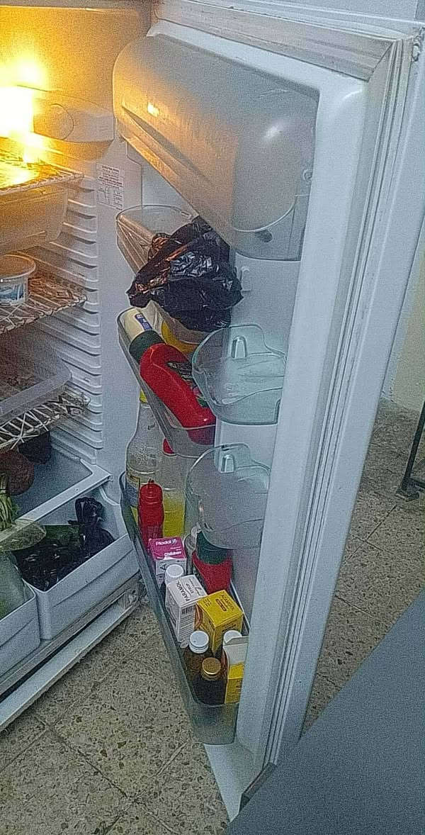 ثلاجة نظيفة شغالة سعرها 120 بيها مجال
مكانها حي صدام


**إذا كنت صاحب هذا الإعلان وتريد حذفه لأي سبب، رجاءا أرسل رسالة إلى الدعم الفني**