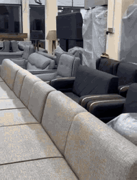 السلام عليكم 🙋🏻‍♂️
زبائننا الكرام بلشت عروضنه بمناسبة راس السنه يارب سنه خير وبركه ع جميع 🩷🌿
 وتفاصيل العروض داخل الفديووو عنوانه مغربه شارع السووك وللاستفسار مراسلة الصفحه او ع رقم ***********
