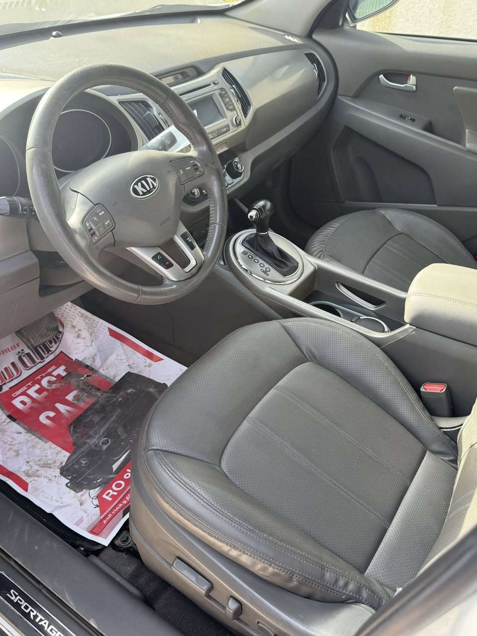 السلام عليكم للبيع سبورتج موديل ٢٠١٤ فول مواصفات 
رقم بغداد ١١
بدون صبغ سياره جديده 
مكاني بغداد 
رقم الهاتف ***********
والمواصفات مبينه بالصور 
السعر ١٧٣
