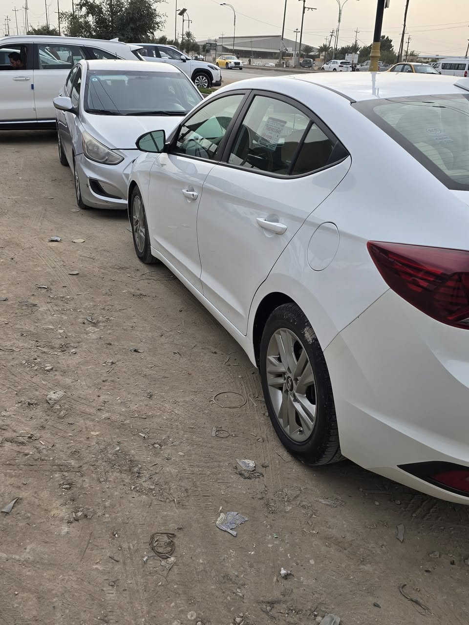 سلام عليكم ورحمة الله وبركاته 
لنتره ٢٠١٩ امريكيه سياره نضيف معنى الكلمه مال بيت كير ومحرك خير من الله سياره بيه خسفه بل جنطه مثل ما وضح بل صور  للستفسار اتصل *********** مكان السياره حله ناحيه النيل
