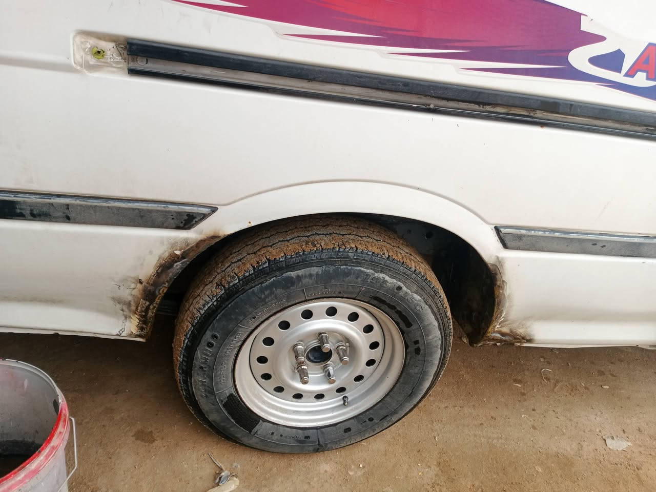 تم تلحيض ورش الرباعه فتون ويليس وتشميع لسياره كلهه عنواني كربلاء
لشارع لفاصل بين التحدي الجاهز
***********.علي الصباغ
