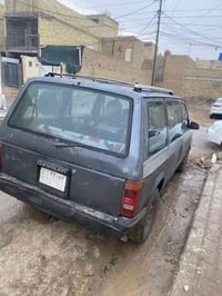 سياره دوج كرفان موديل 88 للبيع او مراوس  25 ورقه وبيها مجال  محرك كورل...