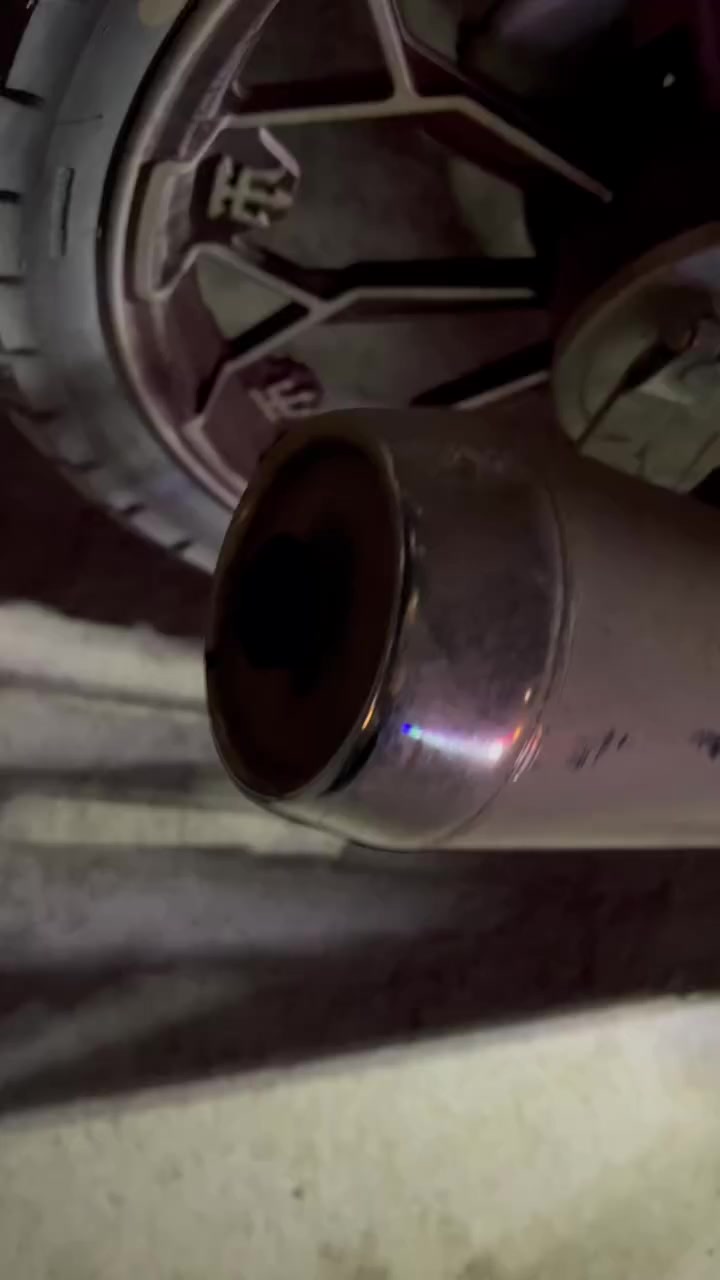 هونذدا الوحش 200cc حقيقي مع ملحقات كامل ب 850


**إذا كنت صاحب هذا الإعلان وتريد حذفه لأي سبب، رجاءا أرسل رسالة إلى الدعم الفني**