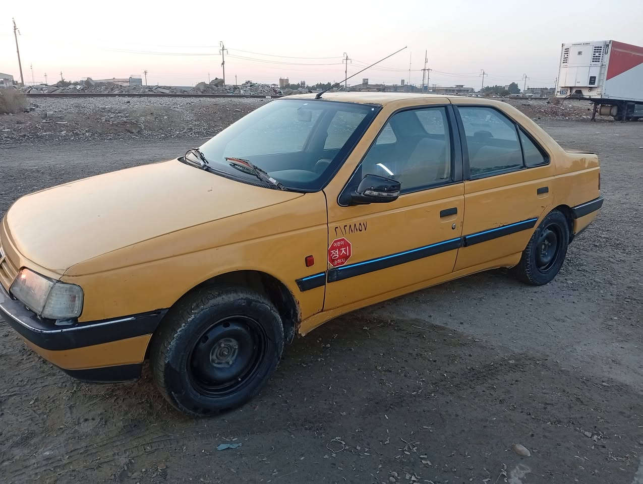 بيجو جي ال اكس 2012 
بأسمي سنوية ل27
كير محرك تمام 
تبريد وگف العام
بنيد جاملغ ايمن تبديل
سعر 27 مكاني الدورة
***********
