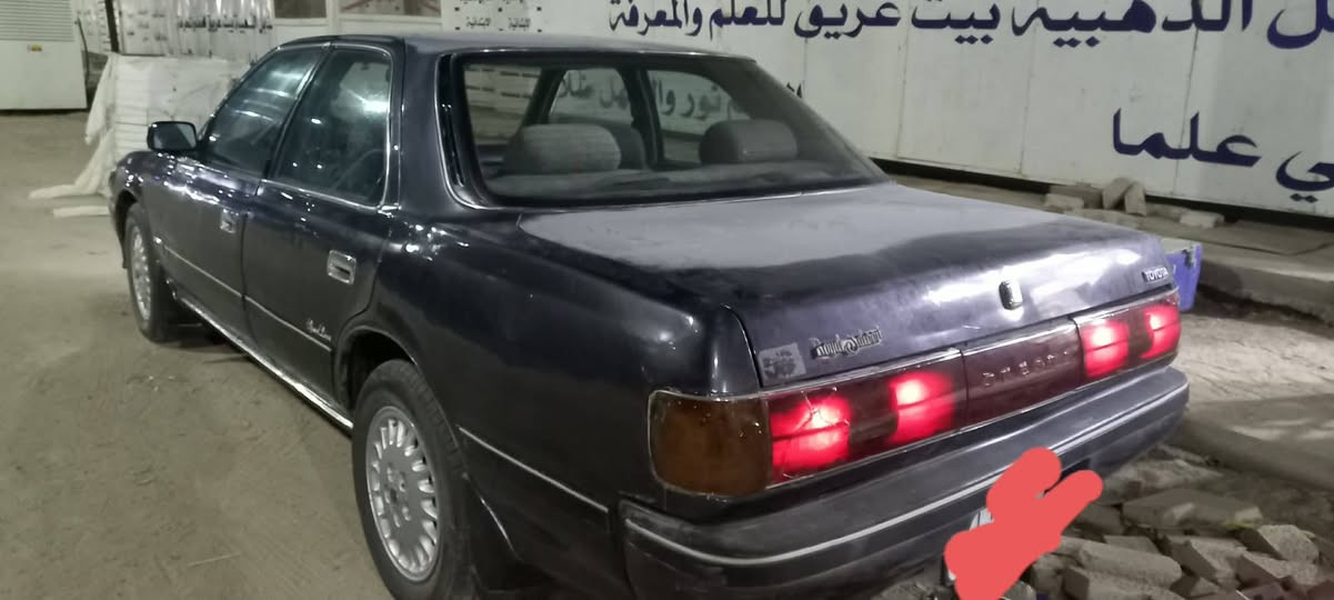 كرستة مسطرة للبيع مكفونه من جميع الجوانب بدي واصوليات سيارة حيل نظيفة ترايك للموصل فقط جارده قطره صبغ مابيها تبريد شغال مكانها ذي قار الغراف سعرها 47 وبيها مجال قليل باقي التفاصيل يم صاحبها مكلف بالنشر هذا رقم صاحبها ***********
