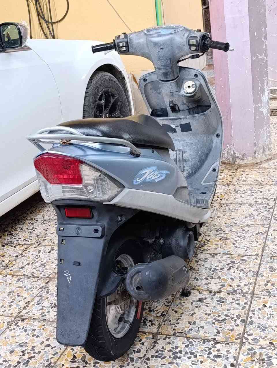 دراجه ماكس قجمه للبيع المكان  بصره قضاء الهوير  كفاله عامله تجي وتشوف بعينك الشراي هاذ الرقم وتساب وتصال *********** ..
