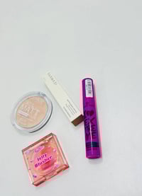 طقم مكياج • ميكب ناعم • البصرة