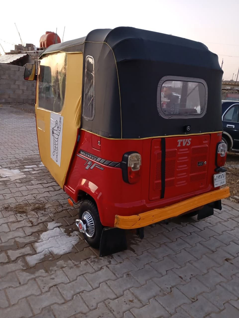 السلام عليكم تكتك البيع مكان كوت قضاء الحي مديل /٢٢كفاله عامه رقم ذيقار الستفسار على هاذا الرقم ***********
