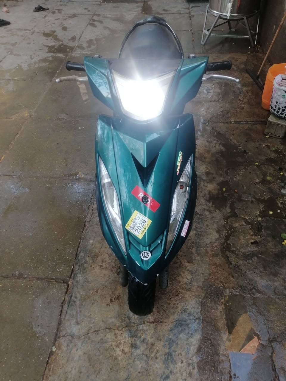 دراجه مقفوله برغي ممفتوح بلمحرك بيهه الراجس طاك سعر ٧٥٠((***********
