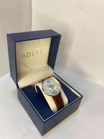 ساعات رجاليه ونسائية قطع ماستر بماكنه ياباني كل قطعه والها سعرها للحجز والطلب واتساب ***********
متوفر توصيل لكل العراق
